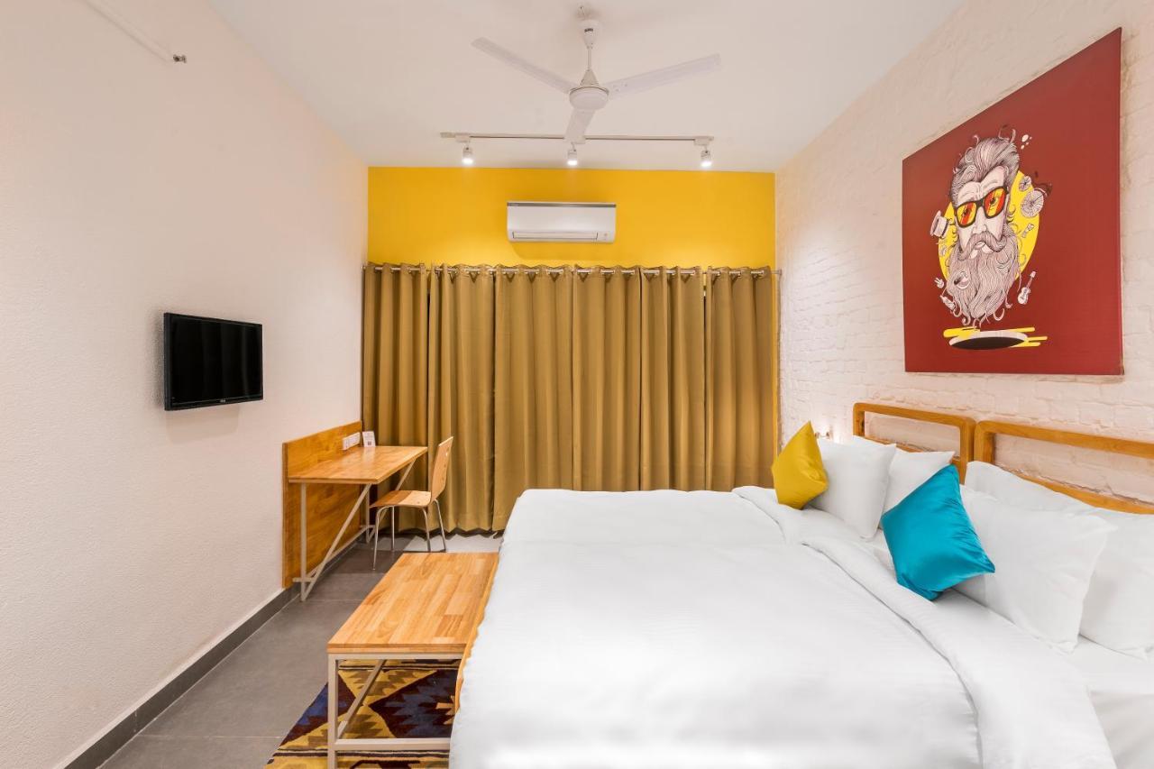 Bedzzz Varanasi By Leisure Hotels, 1 Km From Dashwasamedh Ghat Exterior photo
